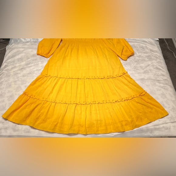 Beautiful Yellow plus size midi dress by Ella … - Picture 4 of 10